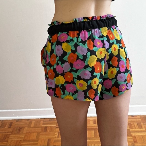 [SOLD] ZARA Tie Waist Orange Floral Printed Mini Shorts size XS - Picture 4 of 13